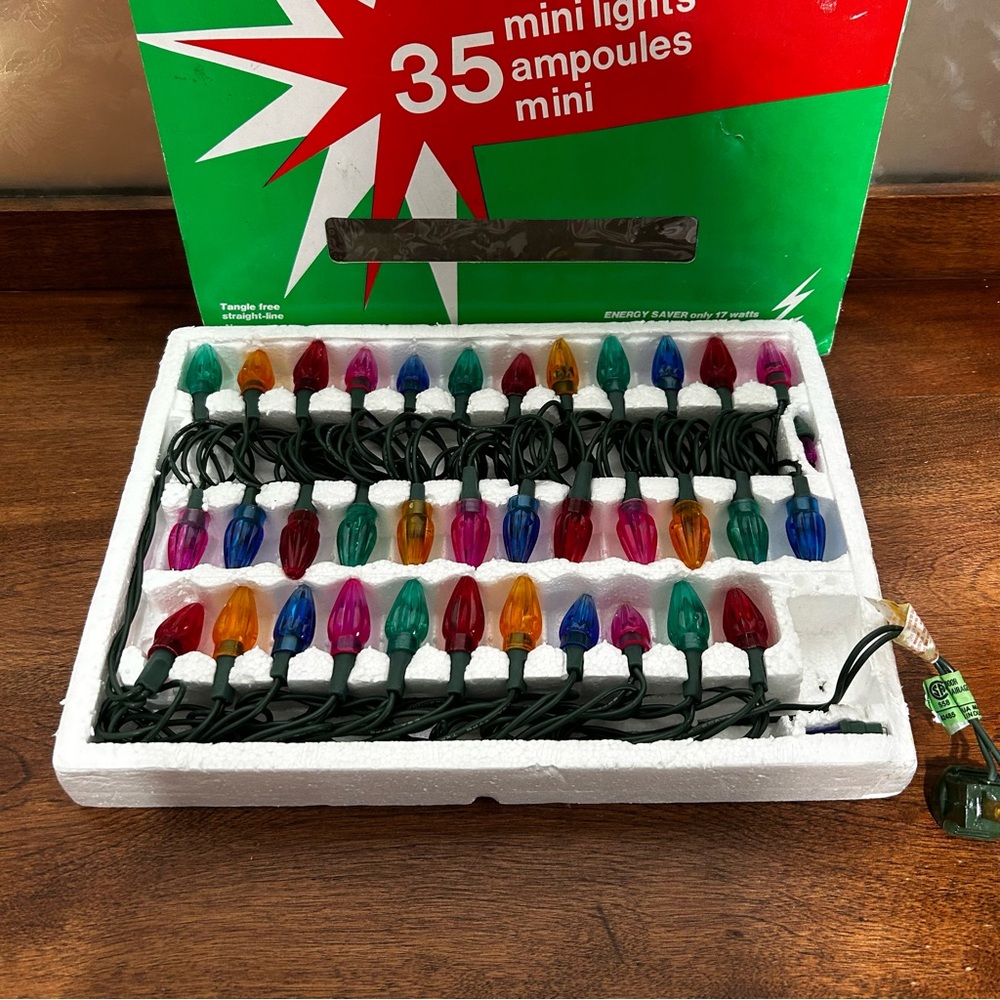 Vintage Zellers Christmas Light String of 35 - 17w - with Box
